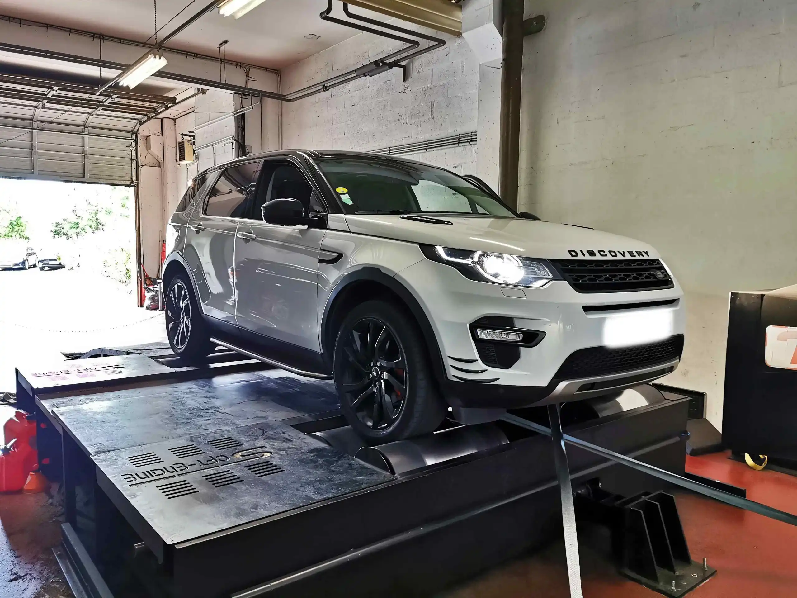 Reprogrammation moteur Stage 1 Land Rover Discovery 2.2 SD4 190Cv. - Image 1
