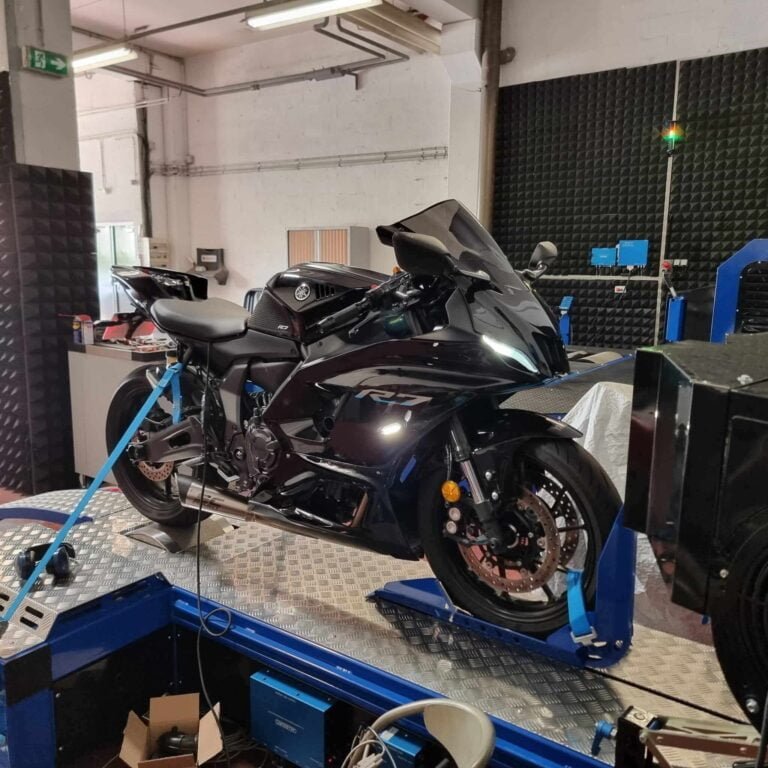 reprogrammation moto Yamaha YZF R7 reprogrammation moteur Paris France