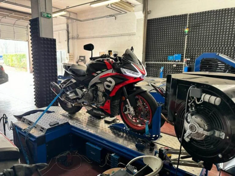 Débridage Aprilia Tuono