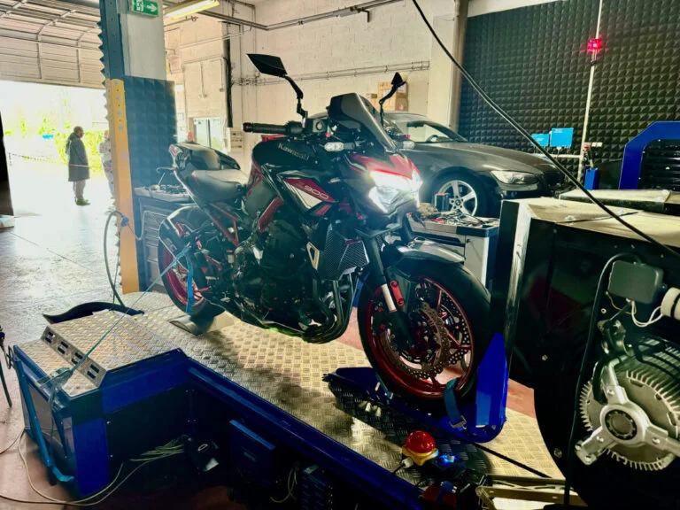 débridage kawasaki z900