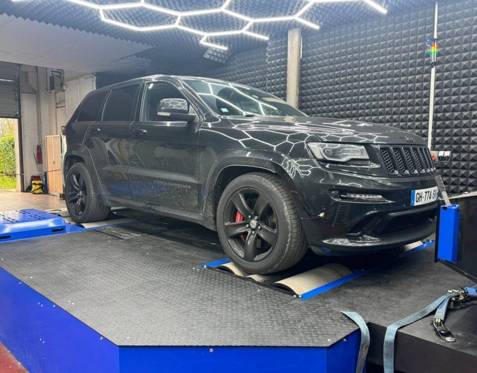 Jeep Cherokee SRT8 pour une reprogrammation moteur ethanol